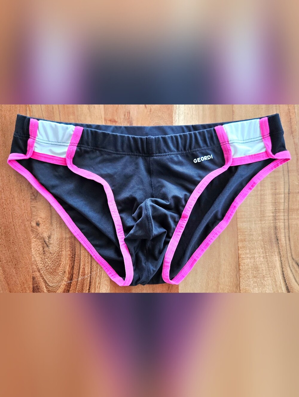 Geordi Mens Black Brief with Pink Trim